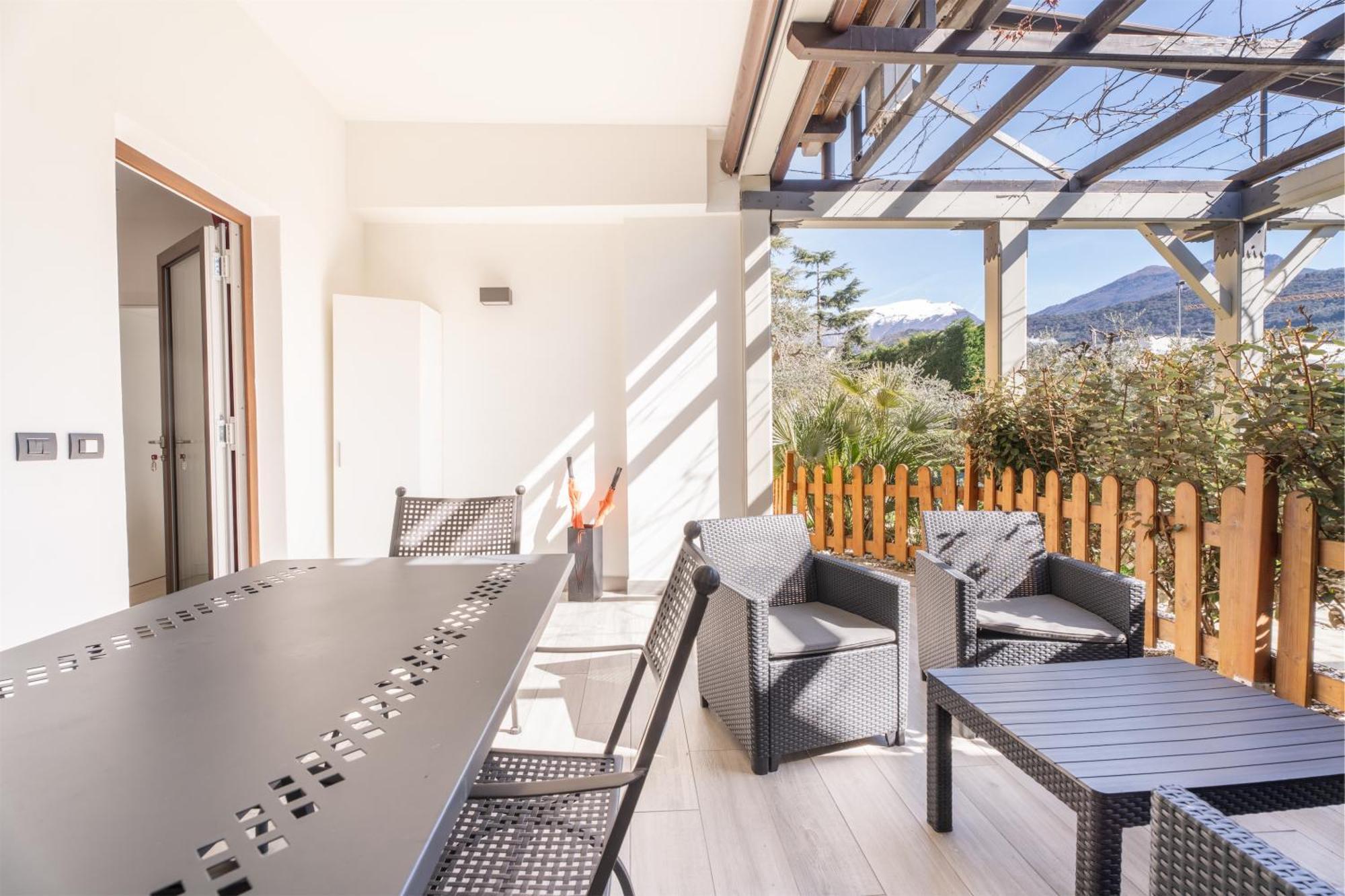 ريفا ديل غاردا Residence Villa Degli Aranci المظهر الخارجي الصورة