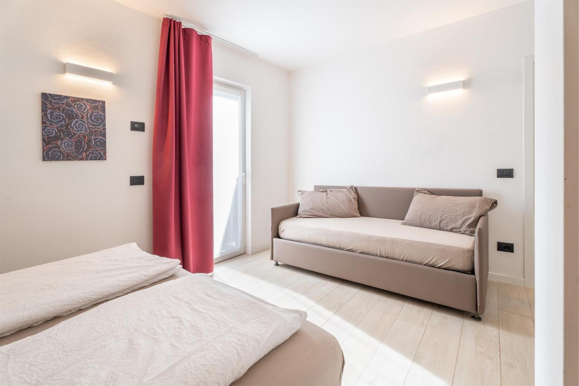 ريفا ديل غاردا Residence Villa Degli Aranci المظهر الخارجي الصورة